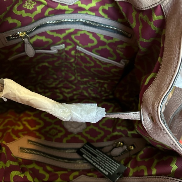 🔵 orYany Tessal Leather Shoulder Bag  with Dust Custer NWT - Picture 5 of 9